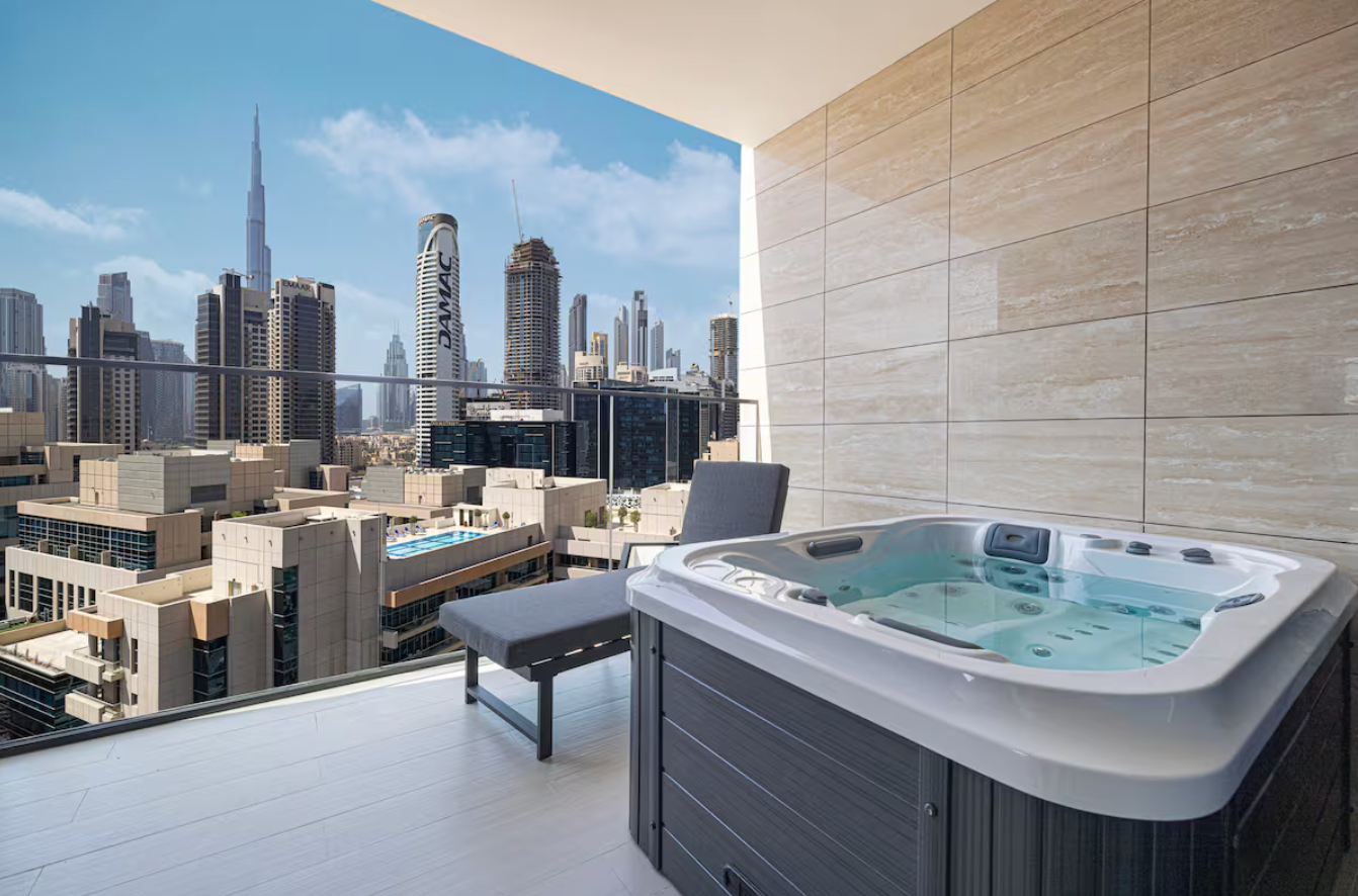 Business Bay - 2BHK Burj Khalifa View